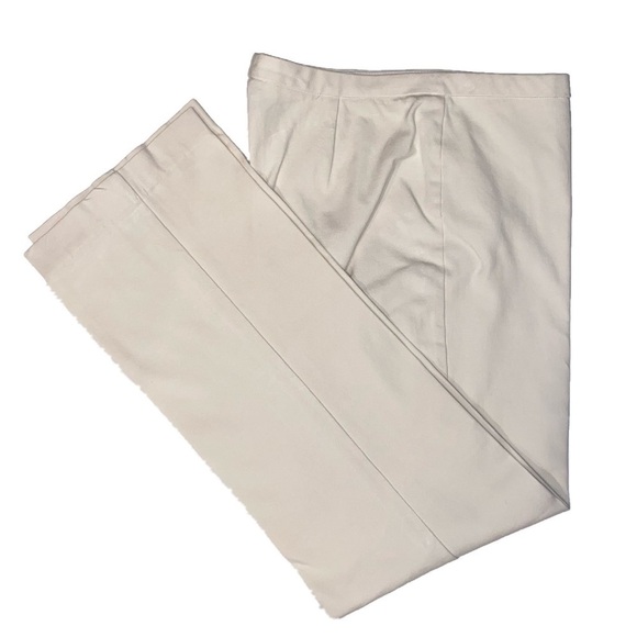 NWT — Chicos Optic White Stretch Straight Leg Side Zip Pants Size  1 (Medium) - Picture 1 of 9